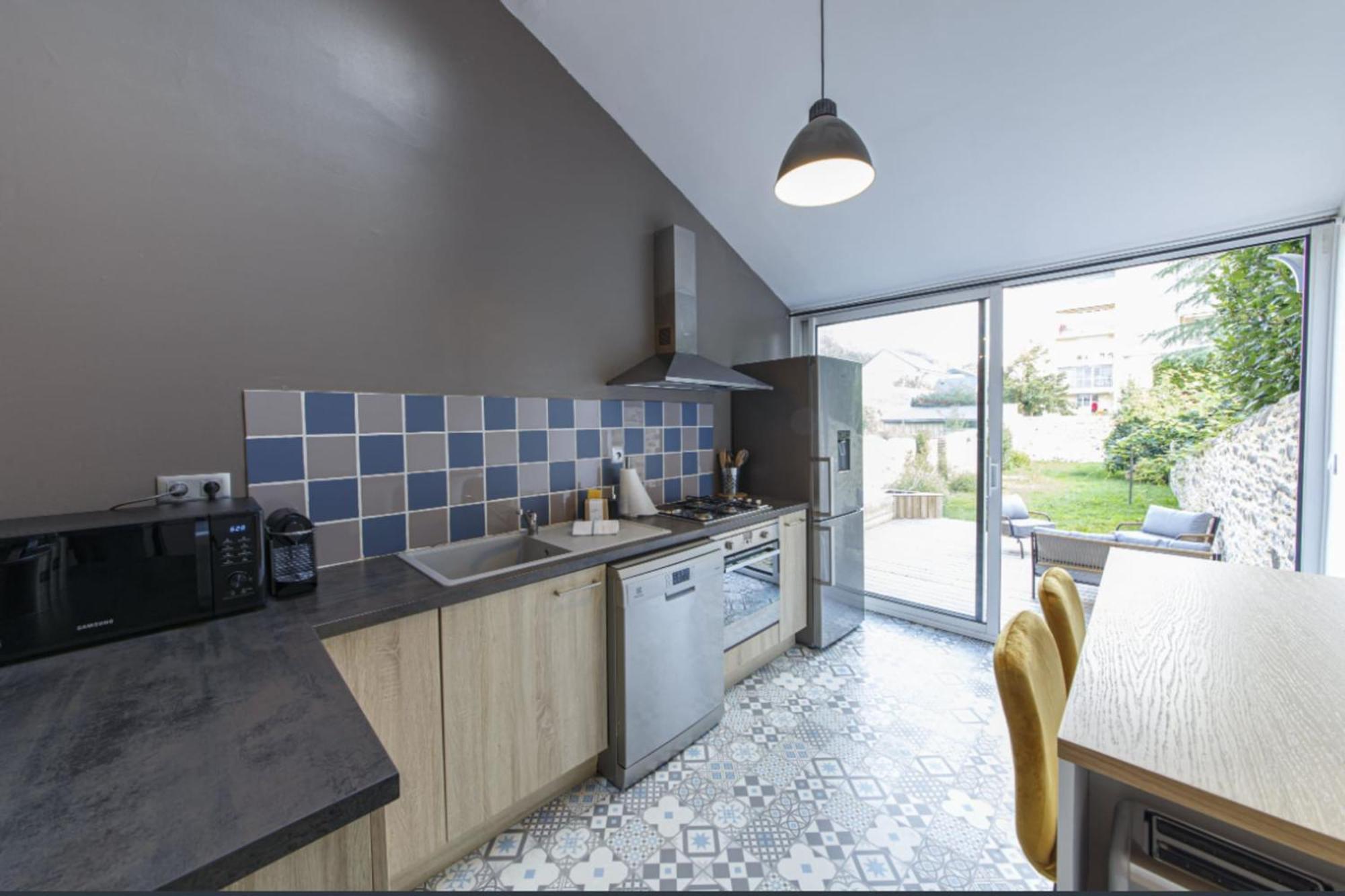 Le Garden Wifi Jardin Gare Apartment