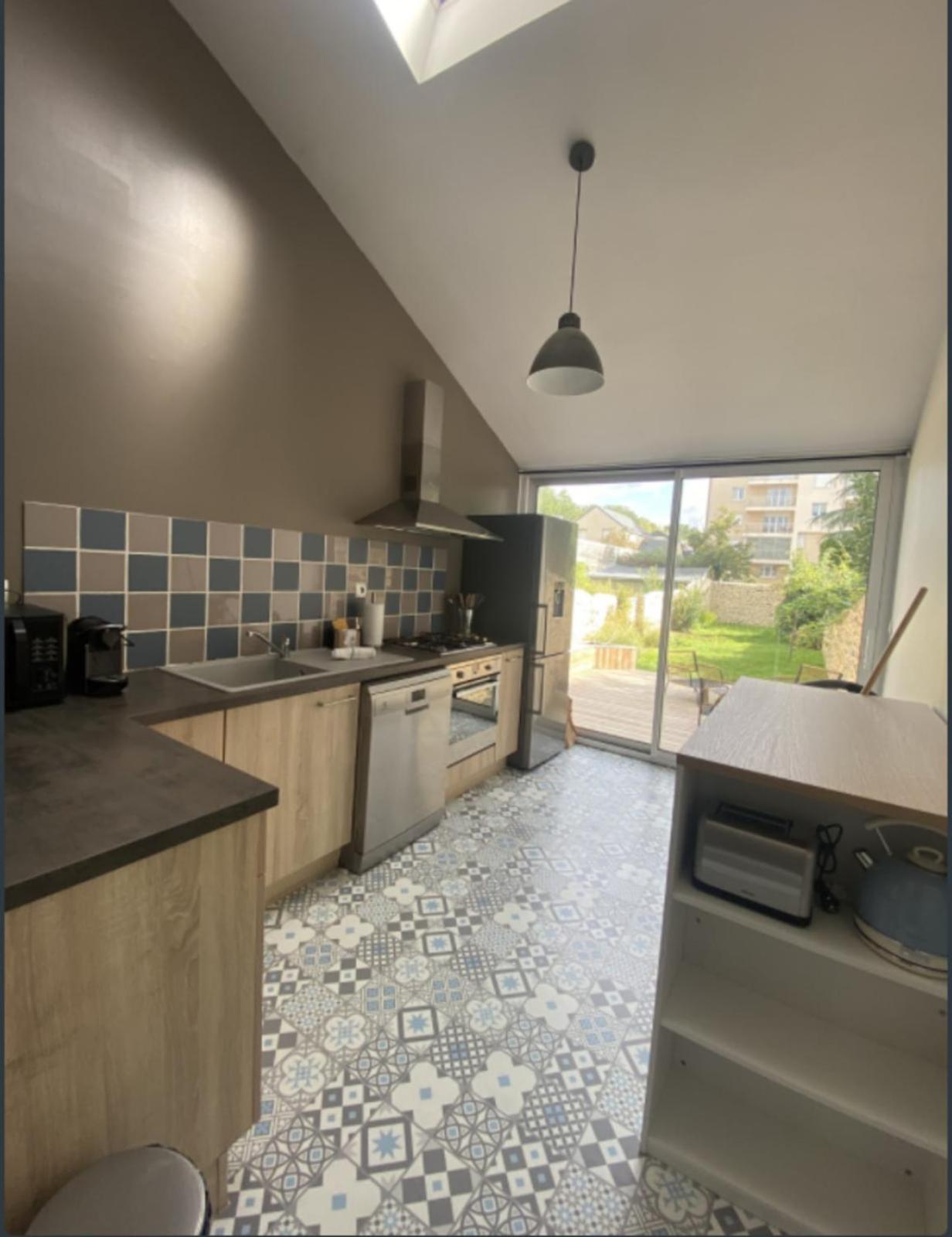 Apartment Le Garden Wifi Jardin Gare